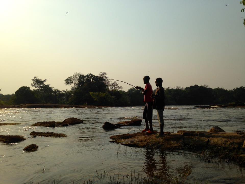 Children fishing in the Kasaï region